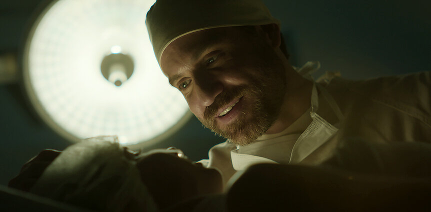 Edgar Ramírez in Dr. Death Season 2.
