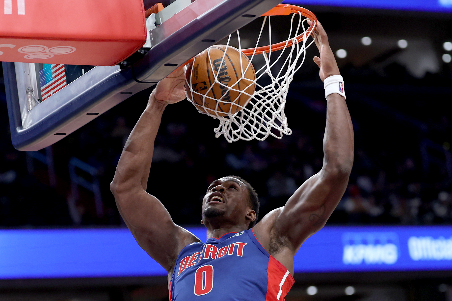 Jalen Duren of the Detroit Pistons dunks the ball against the Washington Wizards .
