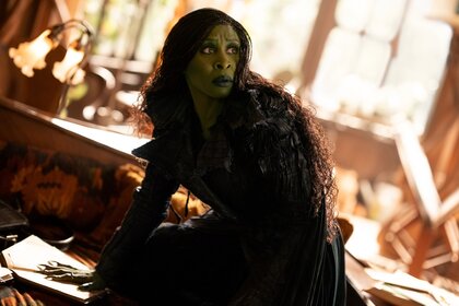 Elphaba (Cynthia Erivo) looks up concernedly in Wicked For Good (2025).