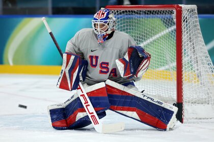 Aerin Frankel trains ice hockey for the Milano Cortina 2026 Winter Olympics.