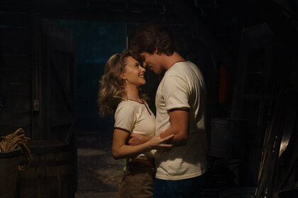 Danielle Kotch as Claudette and Phoenix Parnevik as Barry on Crystal Lake Season 1.