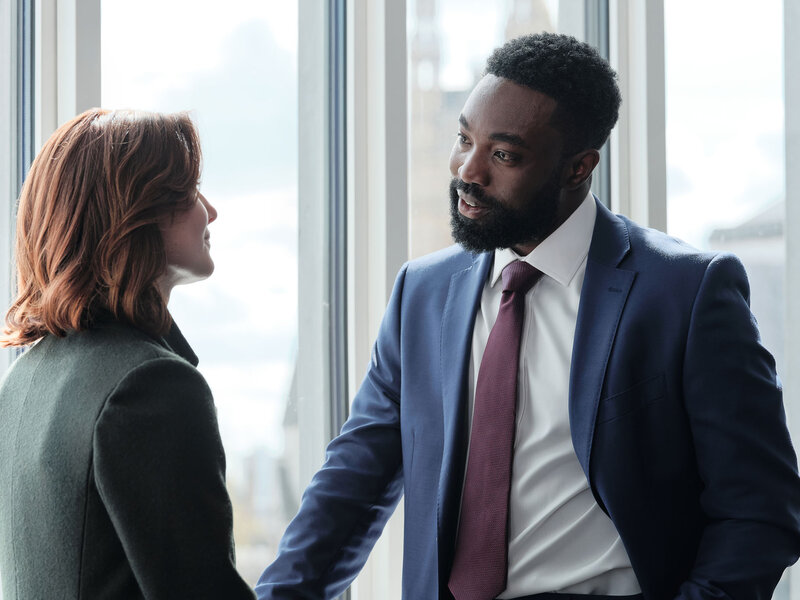 Holliday Grainger as Rachel Carey and Paapa Essiedu as Issac Turner during The Capture Season 3 Episode 1.