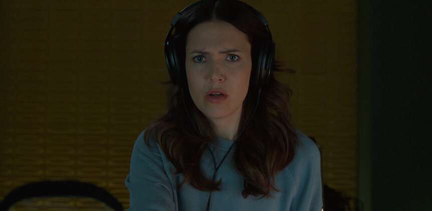 Mandy Moore in Dr. Death