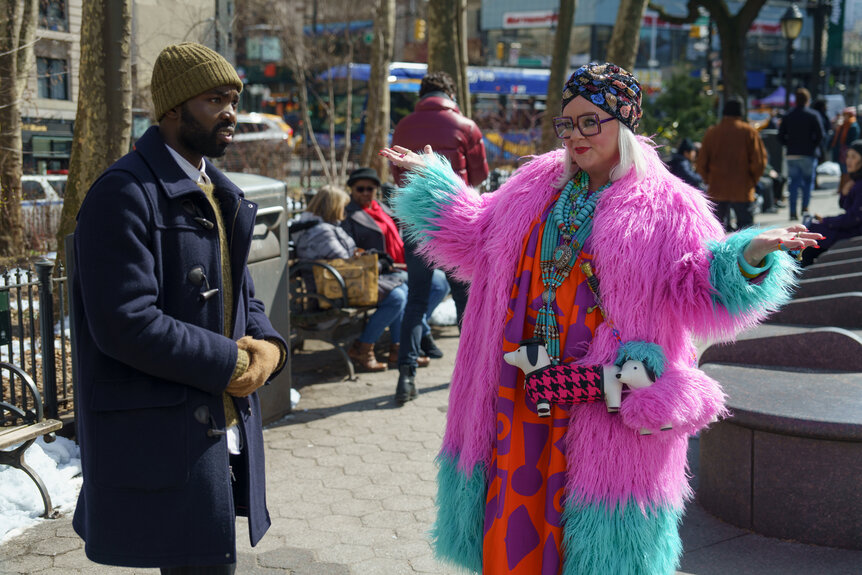 Paapa Essiedu (L) and Melissa McCarthy (R) in Genie.