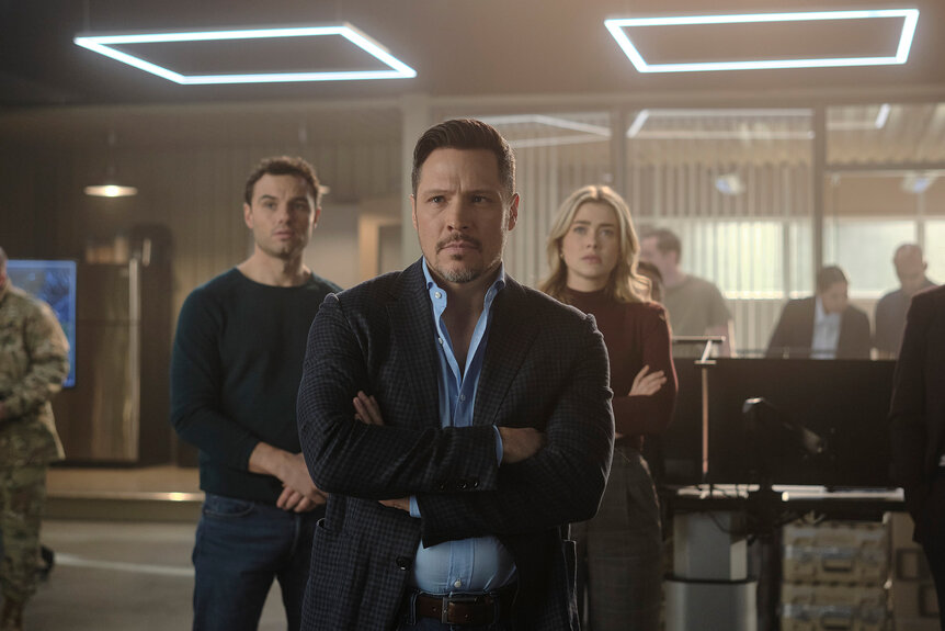 Shane, Oliver and Bex stand together on The Hunting Party Season 1 Episode 10.