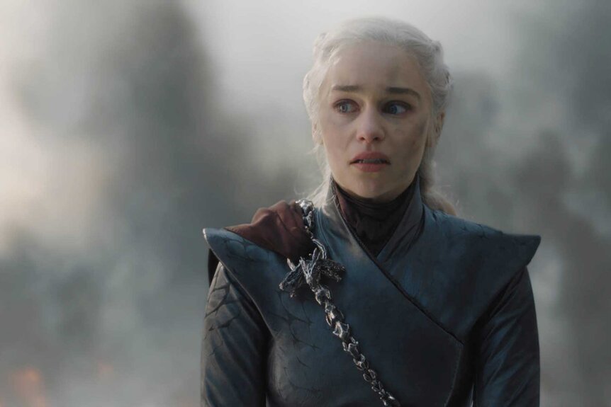 Daenerys Targaryen looking off to the side in Game Of Thrones.
