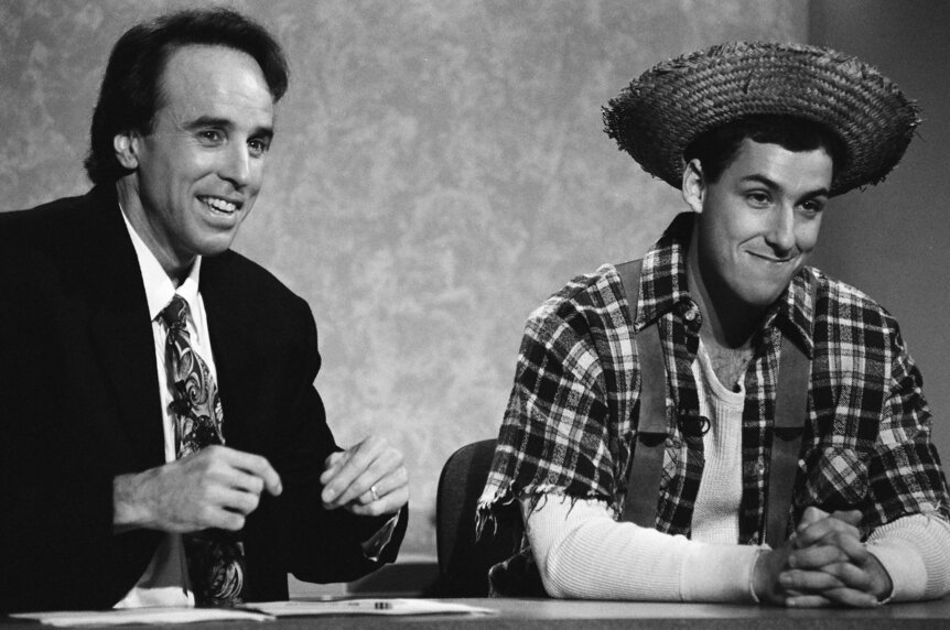 Kevin Nealon and&nbsp;Cajun Man (Adam Sandler) deliver the 'Weekend Update' on SNL 1803.