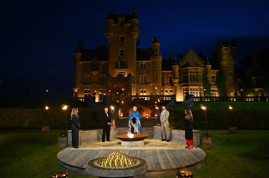 The cast of The Traitors stands outside Ardross Castle Season 3 Episode 4.