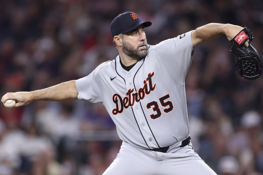 Justin Verlander, #35 of the Detroit Tigers, pitching during a game.