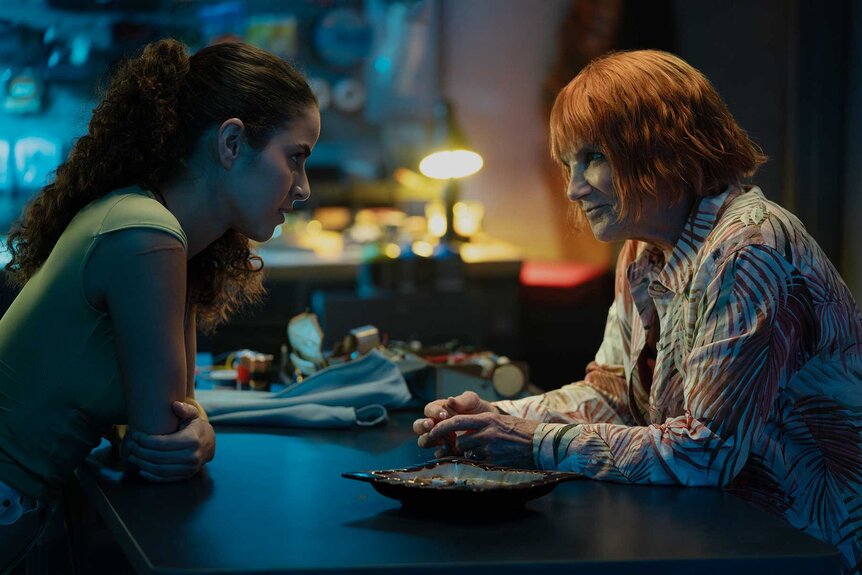 Etta and Lena talking in M.I.A. Season 1 Episode 9.