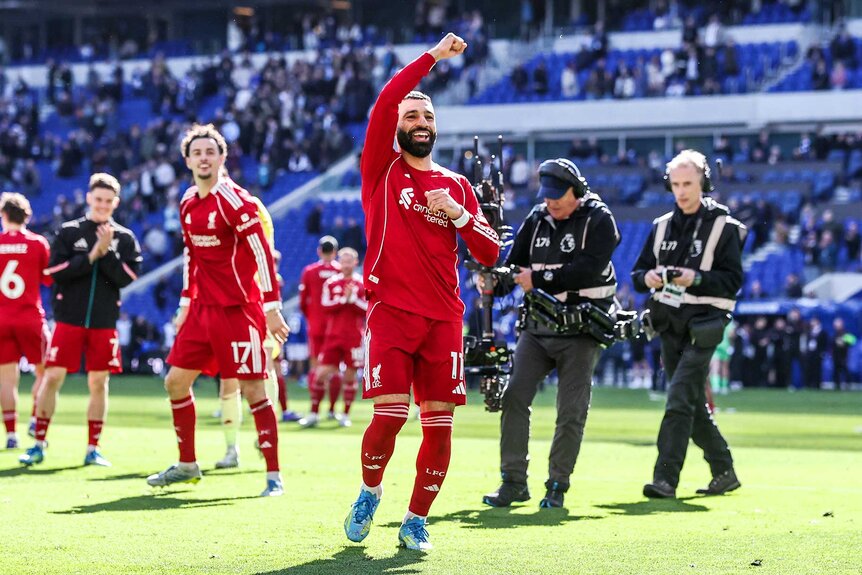 Mohamed Salah of Liverpool celebrates the win during the Premier League match between Everton and Liverpool.