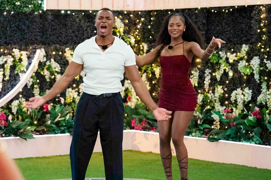 KC Chandler and Tierra Davis cheering on Love Island USA Season 8 Episode 19.