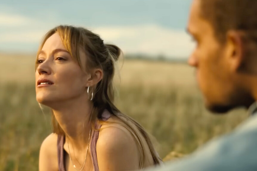 Tyriq Withers and Maika Monroe in the film Reminders Of Him (2026).